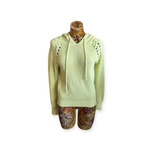 Hearloom sweater knit top hoodie green medium   armpit to armpit 19" length 22"